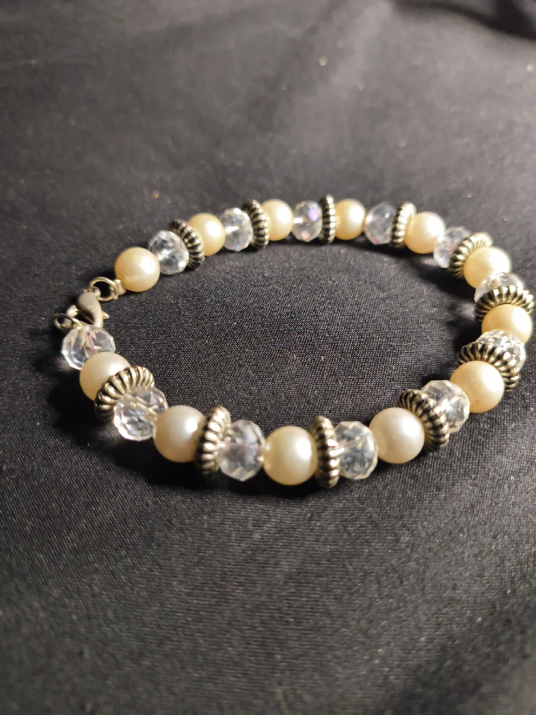 Pearl and Crystal Beaded Bracelet
