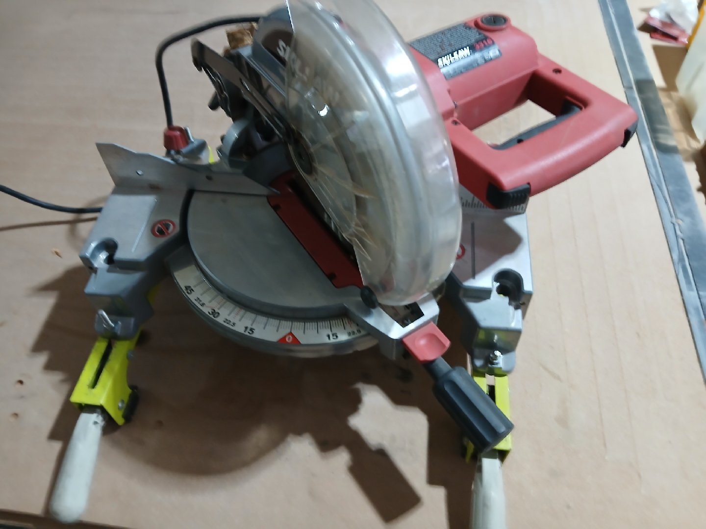 Skilsaw 3316 Compound Miter Saw - photo 2