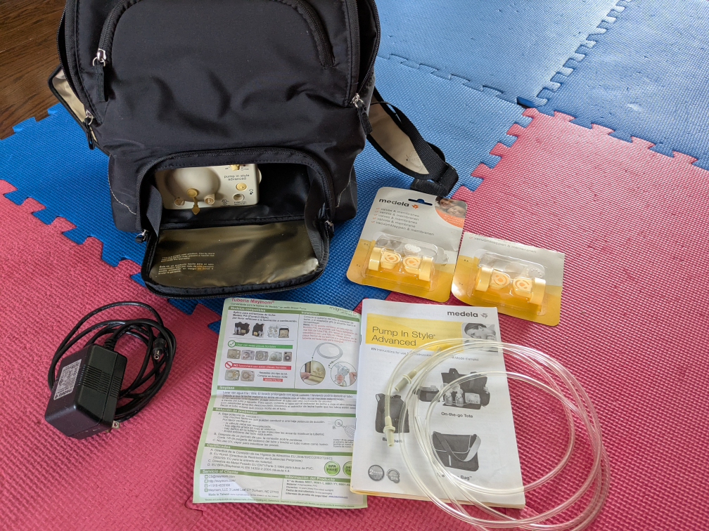 Medela Pump In Style Advanced Breast Pump w/ Tote Bag