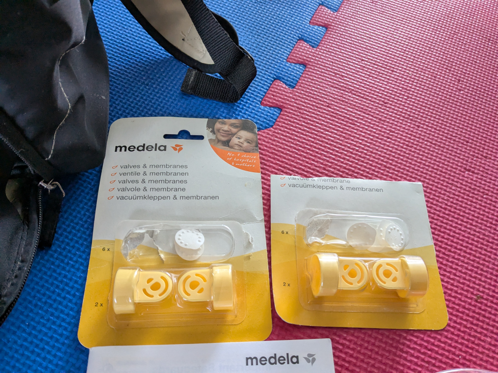 Medela Pump In Style Advanced Breast Pump w/ Tote Bag - photo 4