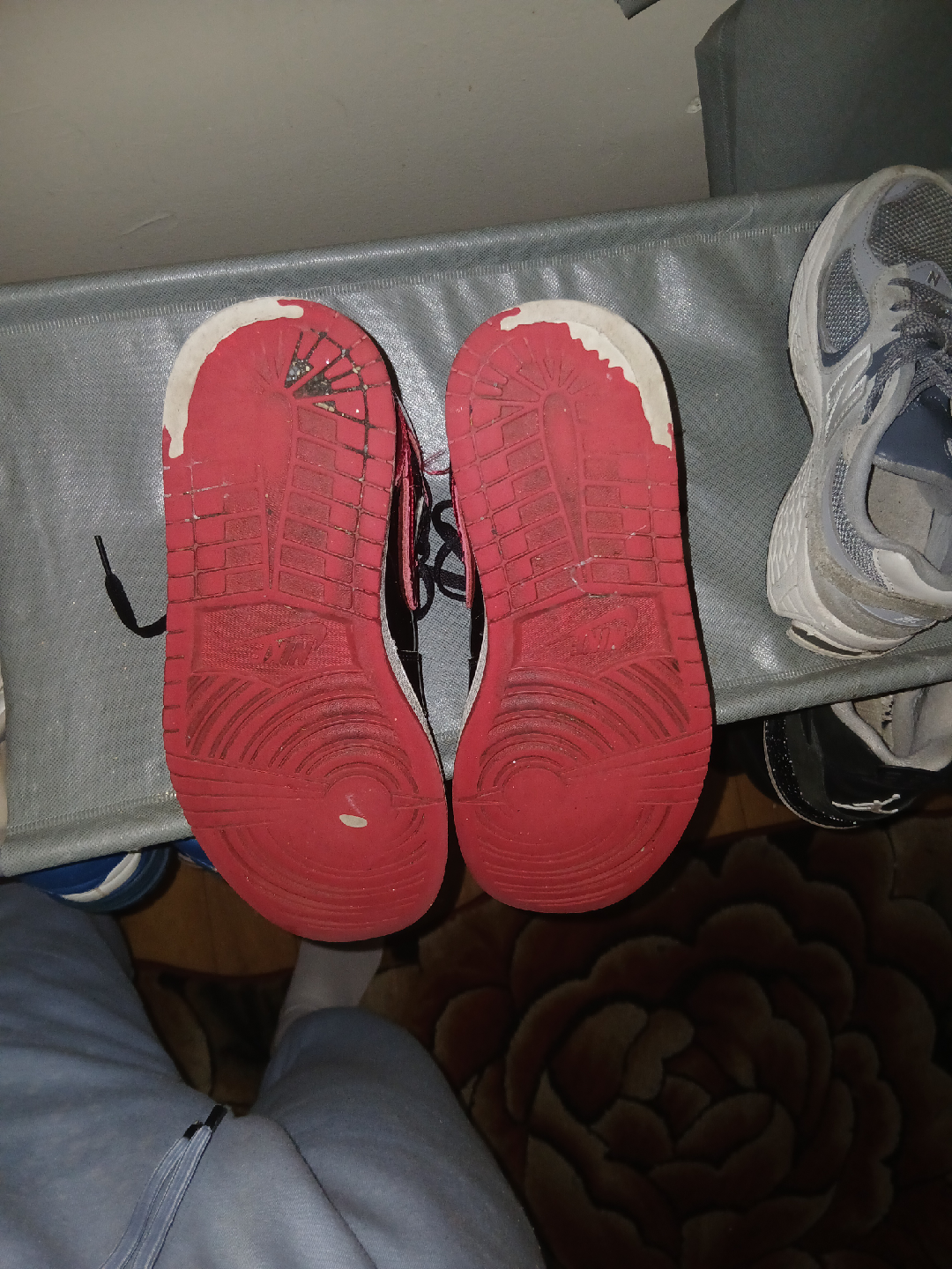 Nike Air Jordan 1 High - Size 10 - photo 2