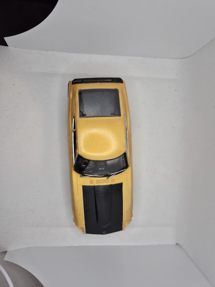 Datsun 240Z Model Car - Gold & Black image indicator(5)
