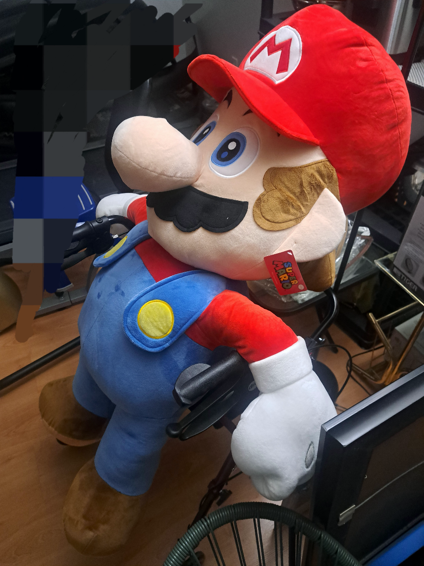 Giant Mario stuffed animal collectible - 3 foot 7 inch tall - photo 3