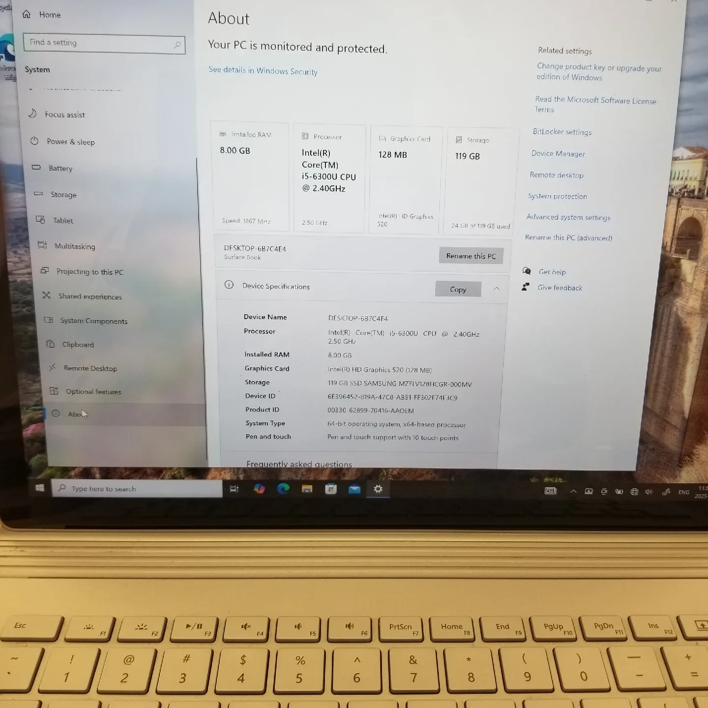 Microsoft Surface Book 13.5" Core i5 8GB RAM 120GB SSD image indicator(3)
