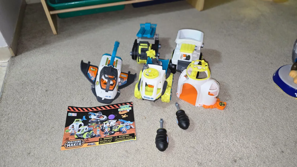 🧡MOVING SALE - Machine Maker Construction Set thumbnail