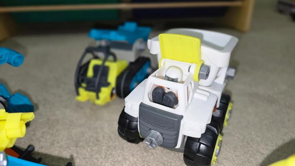 🧡MOVING SALE - Machine Maker Construction Set image indicator(4)