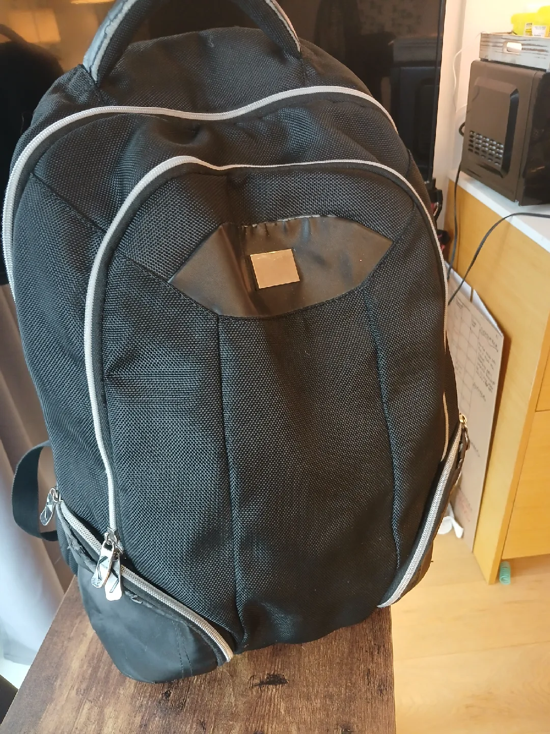 🎒 Backpack Bundle – 2 Stylish Bags for Everyday Use! image indicator(6)