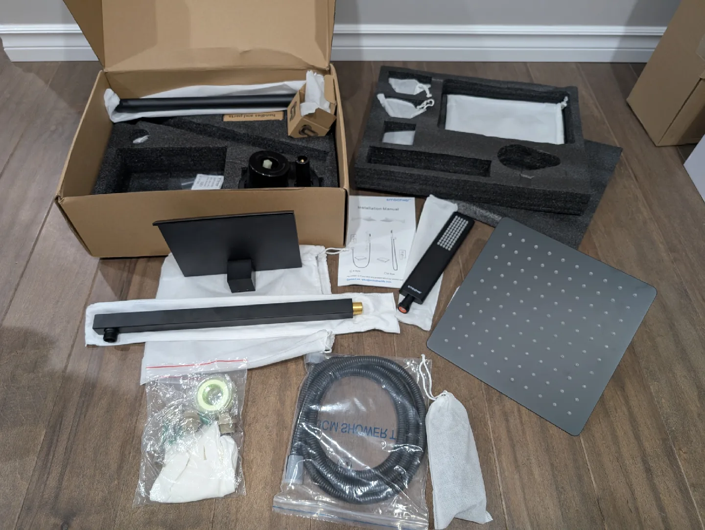 Brand New 3 in 1 Matte Black Rainfall Shower Kit For Sale image indicator(2)