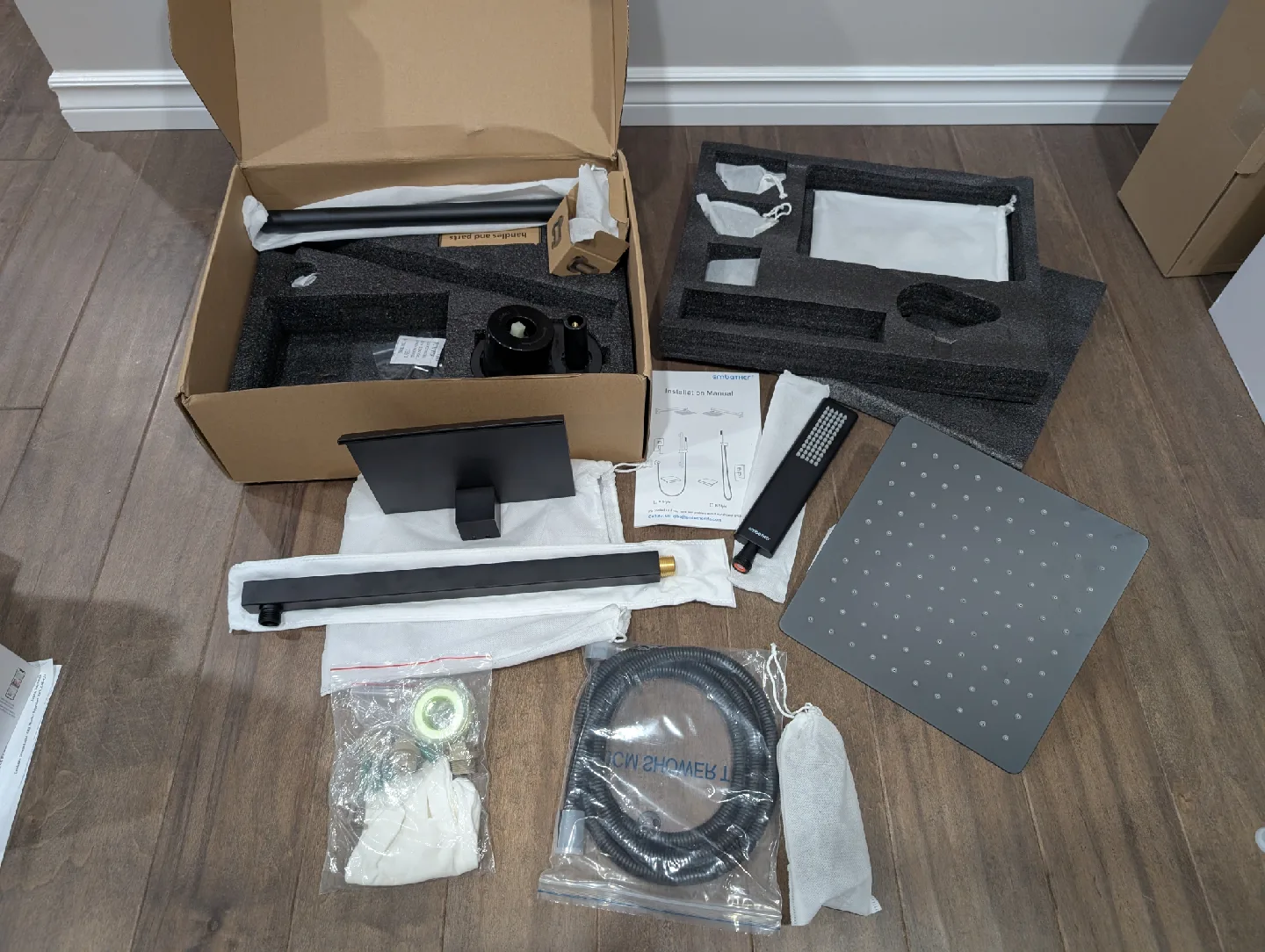 Brand New 3 in 1 Matte Black Rainfall Shower Kit For Sale image indicator(3)