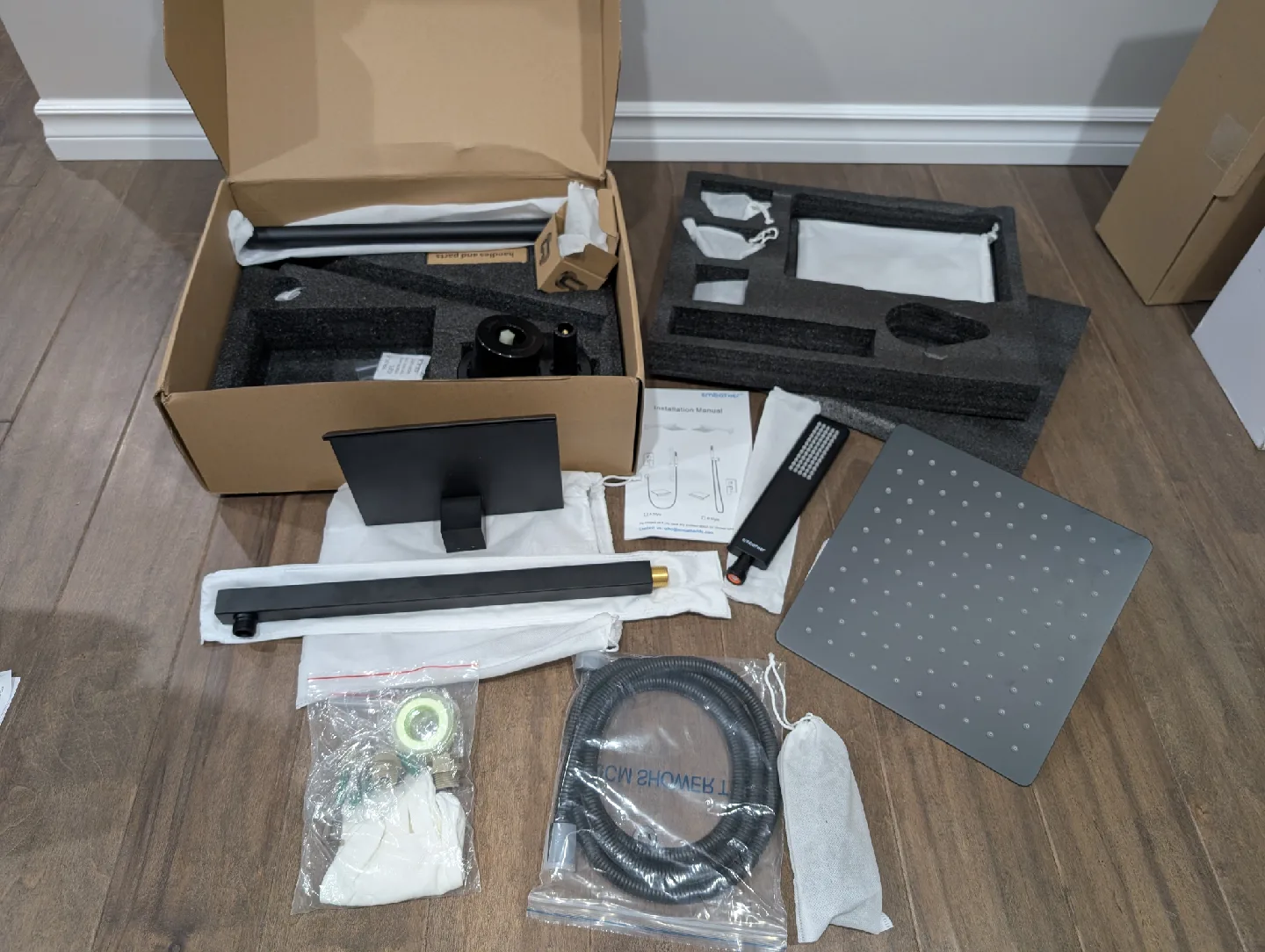 Brand New 3 in 1 Matte Black Rainfall Shower Kit For Sale image indicator(5)