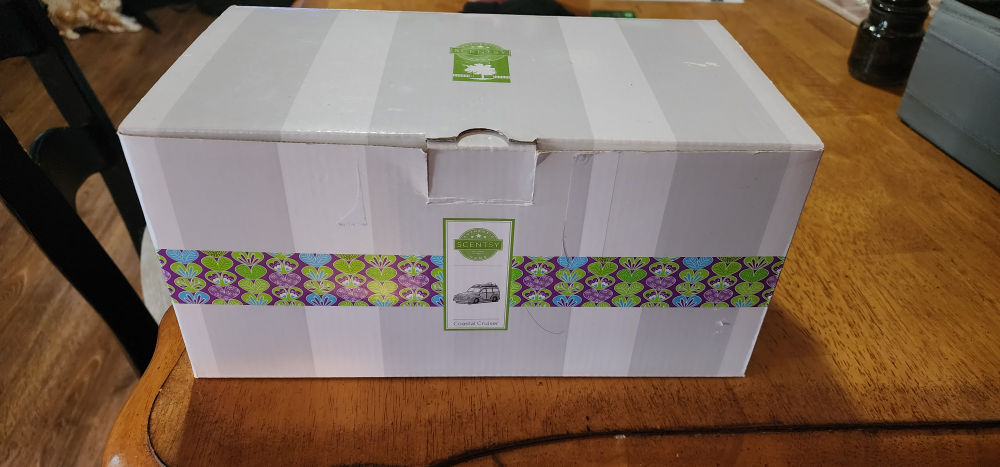 Scentsy Coastal Cruiser Warmer - New in Box!