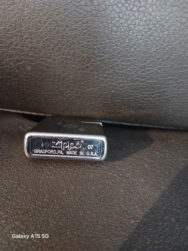 Zippo Lighter Ace of Clubs Design image indicator(3)