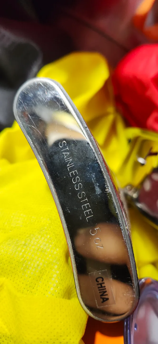 Las Vegas Stainless Steel 5oz Flask image indicator(2)