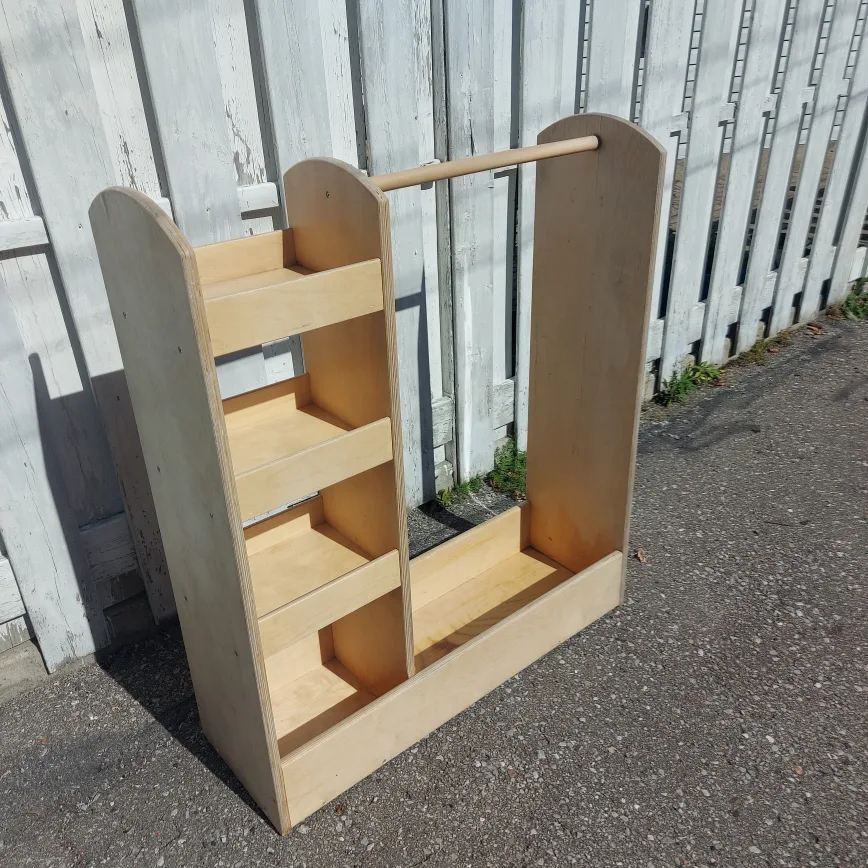 Wooden Kids' Dress Up Storage Unit image indicator(2)