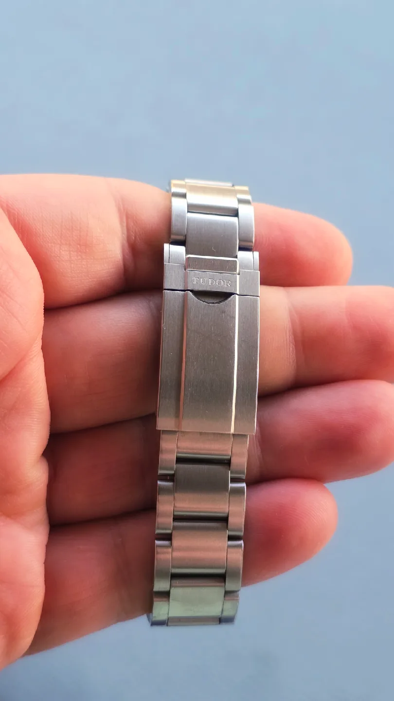 2024 Tudor Ranger Automatic Watch + Box/papers and extra straps image indicator(8)