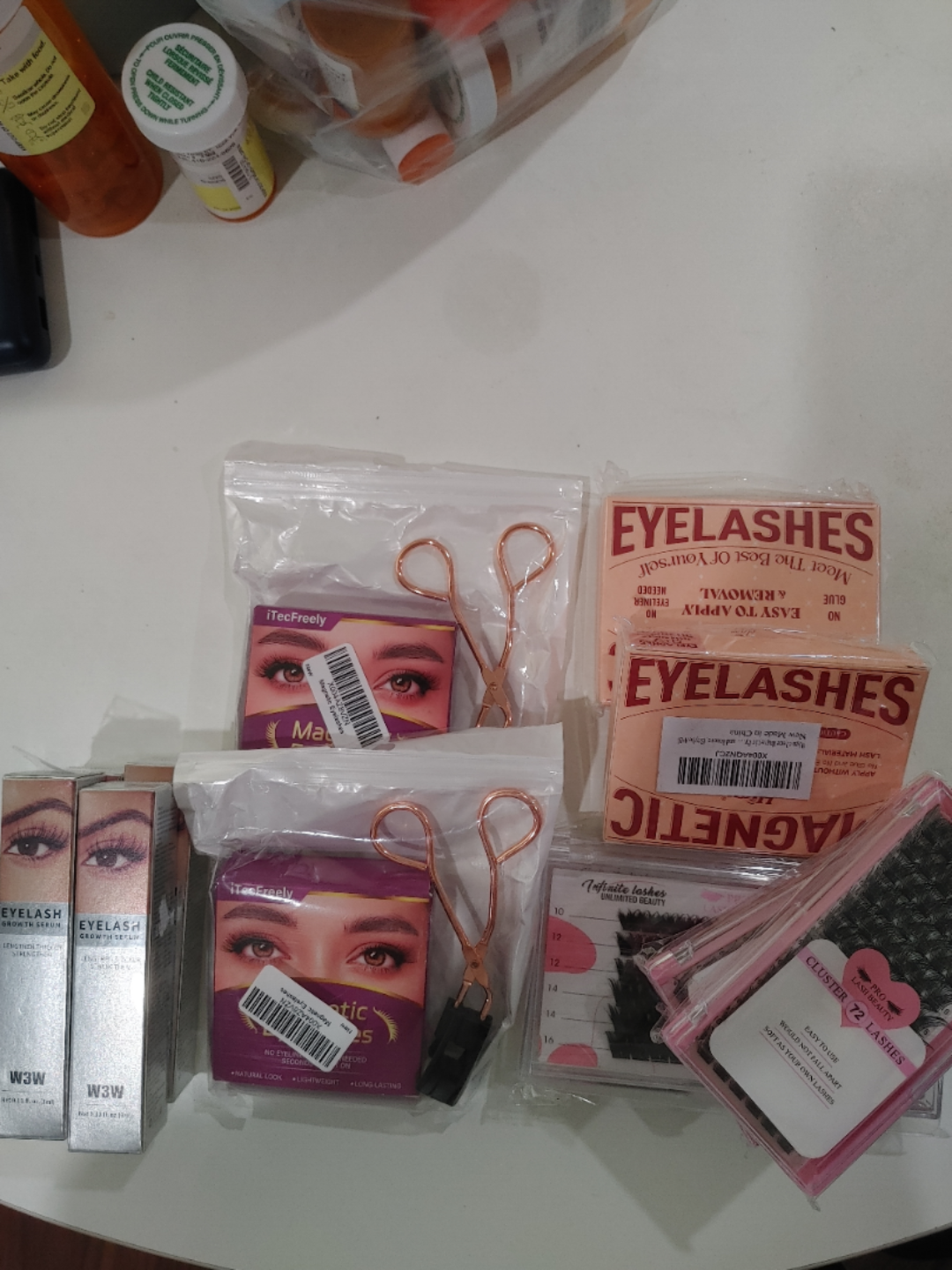 🧡LARGE LOT OF FALSE EYELASH SUPPLIES!