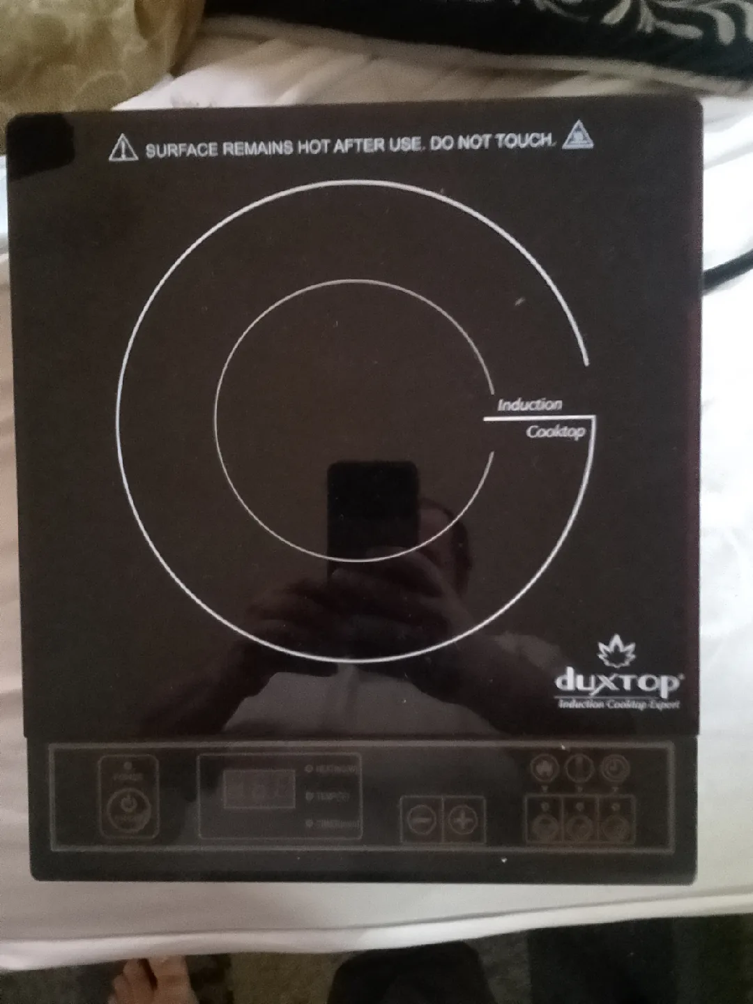 Duxtop 1800W Portable Induction Cooktop Countertop Burner image indicator(8)