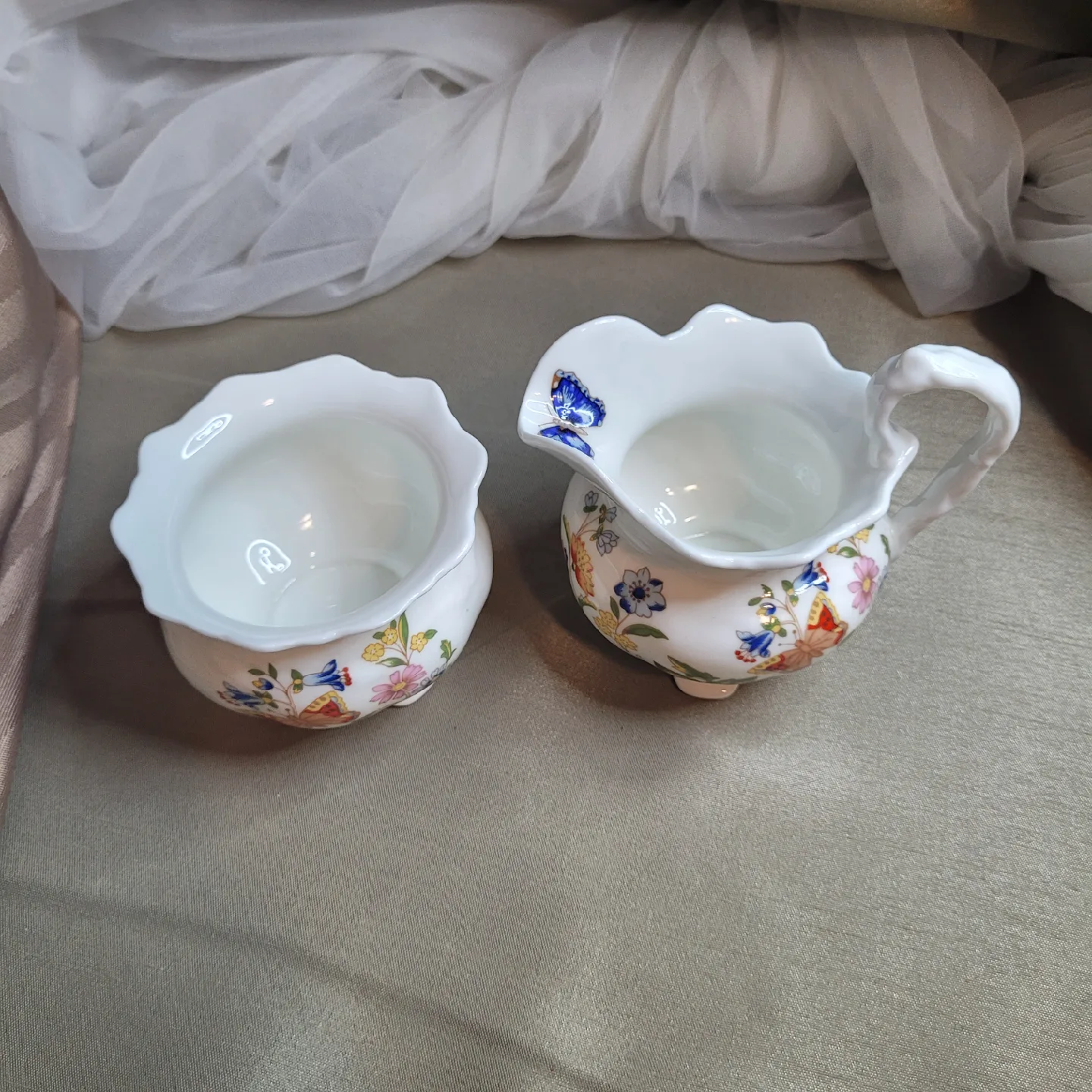 Aynsley Bone China Creamer & Sugar Set - Green Cottage... image indicator(7)