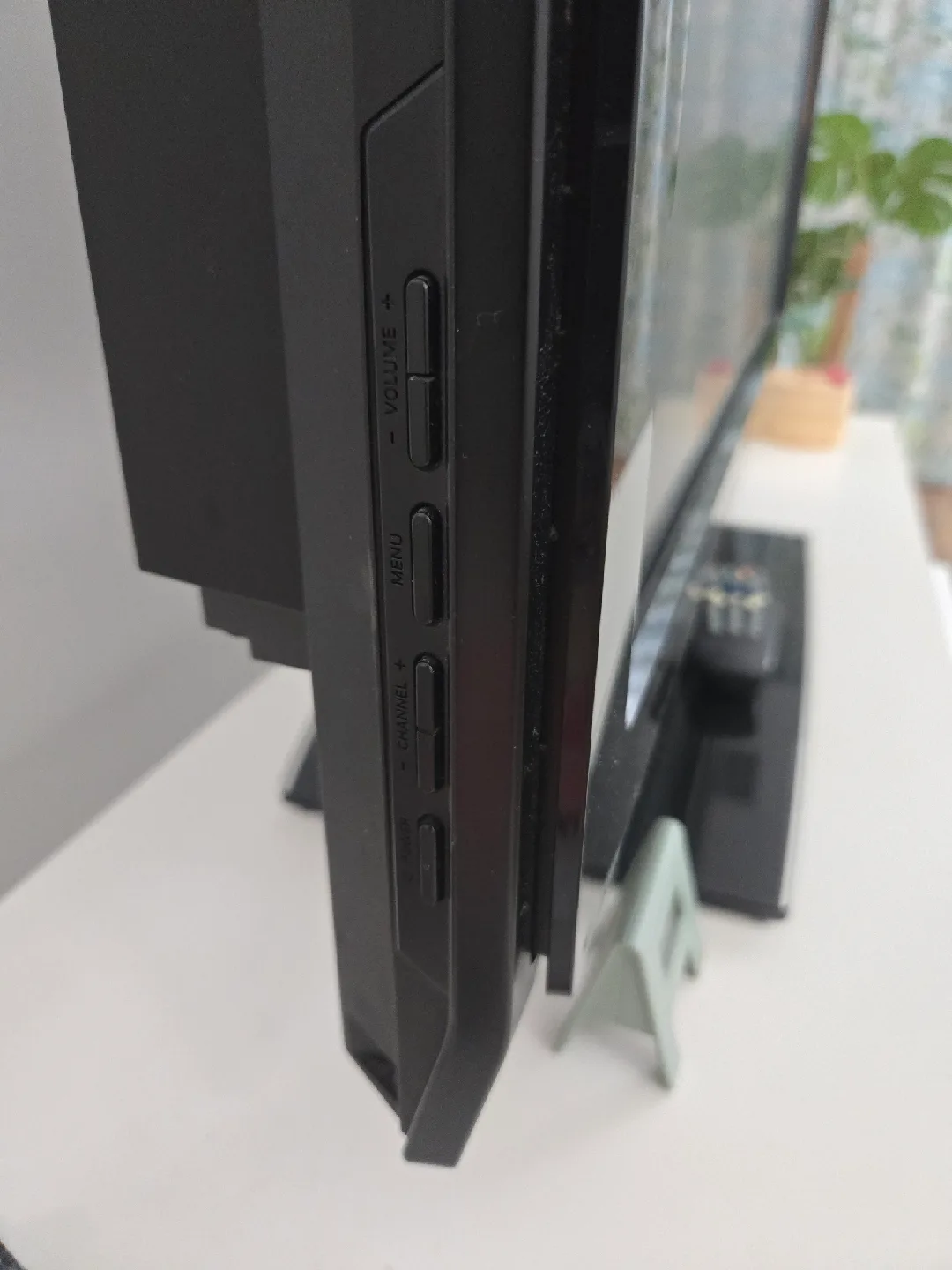 Philips 32" LCD TV image indicator(5)