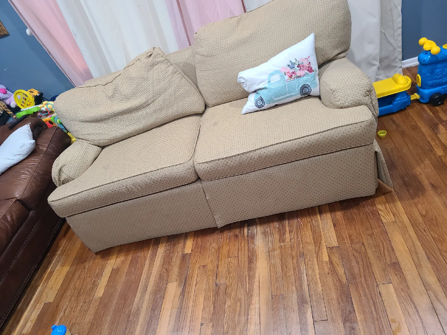 Assorted Used Furniture - Chairs & Sofas image indicator(2)