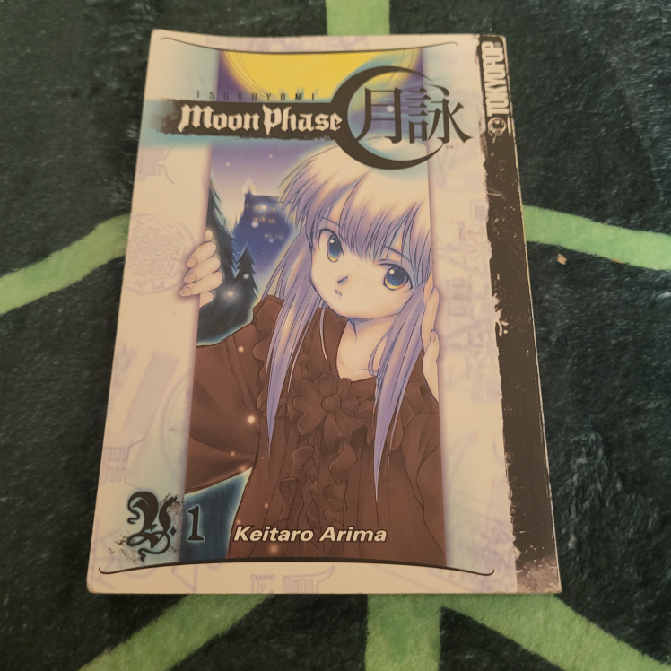 Manga Lot and Book lot: Vampire Knight, Moon Phase + - photo 2