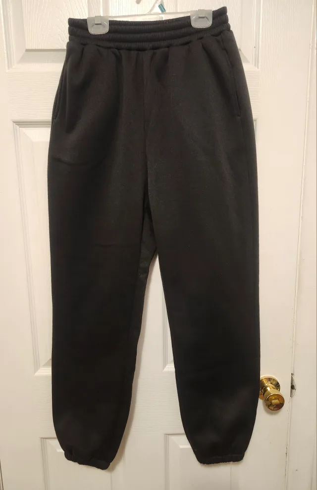 Shein Sweatpants - Size M - $5 Each - USED ONCE image indicator(3)