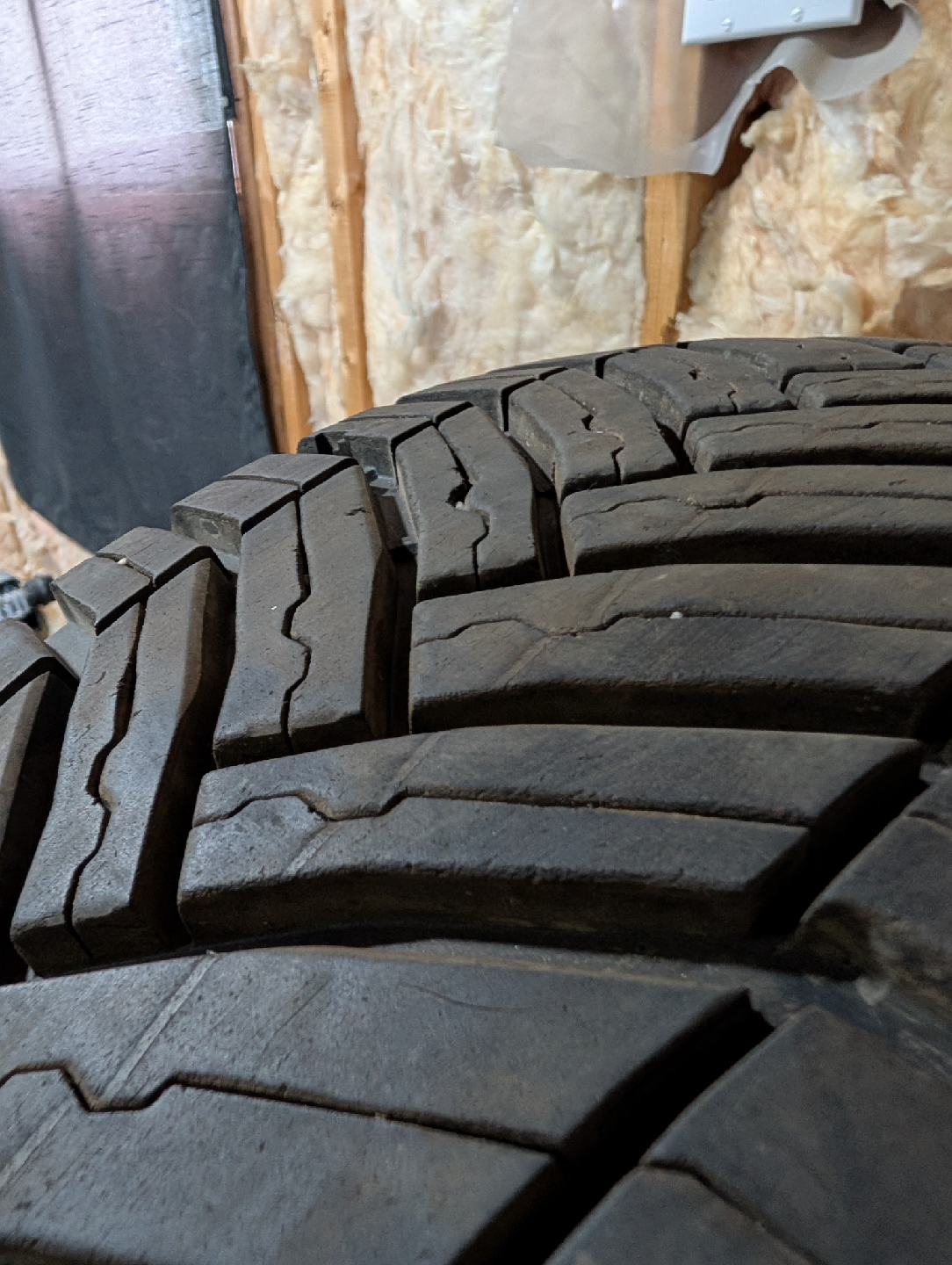 (4)-225/75R16 Michelin Agilis Crossclimate All Weather Tires