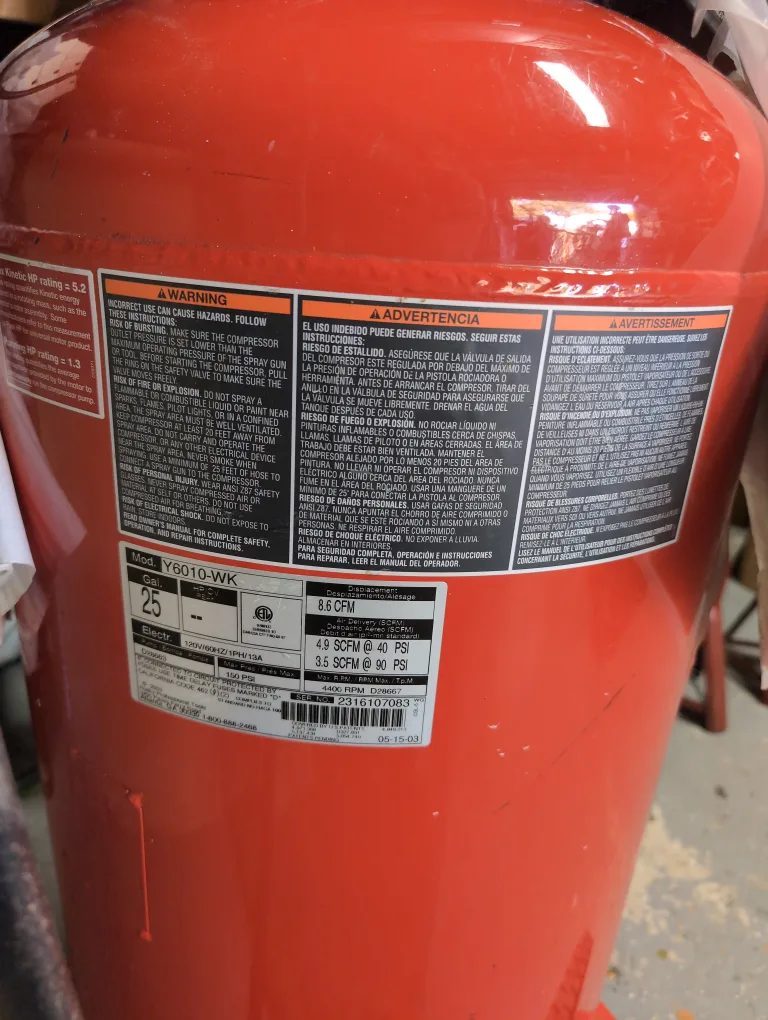 Husky 6.2 HP 25 Gallon Air Compressor image indicator(3)