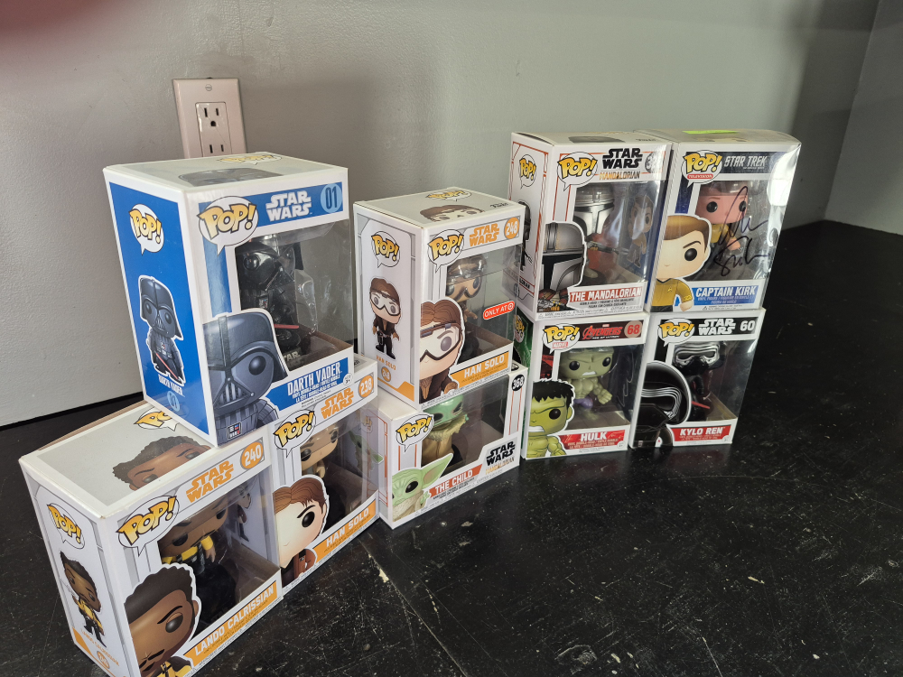 Funko Pop! Star Wars, Star Trek, Hulk Figures - photo 2