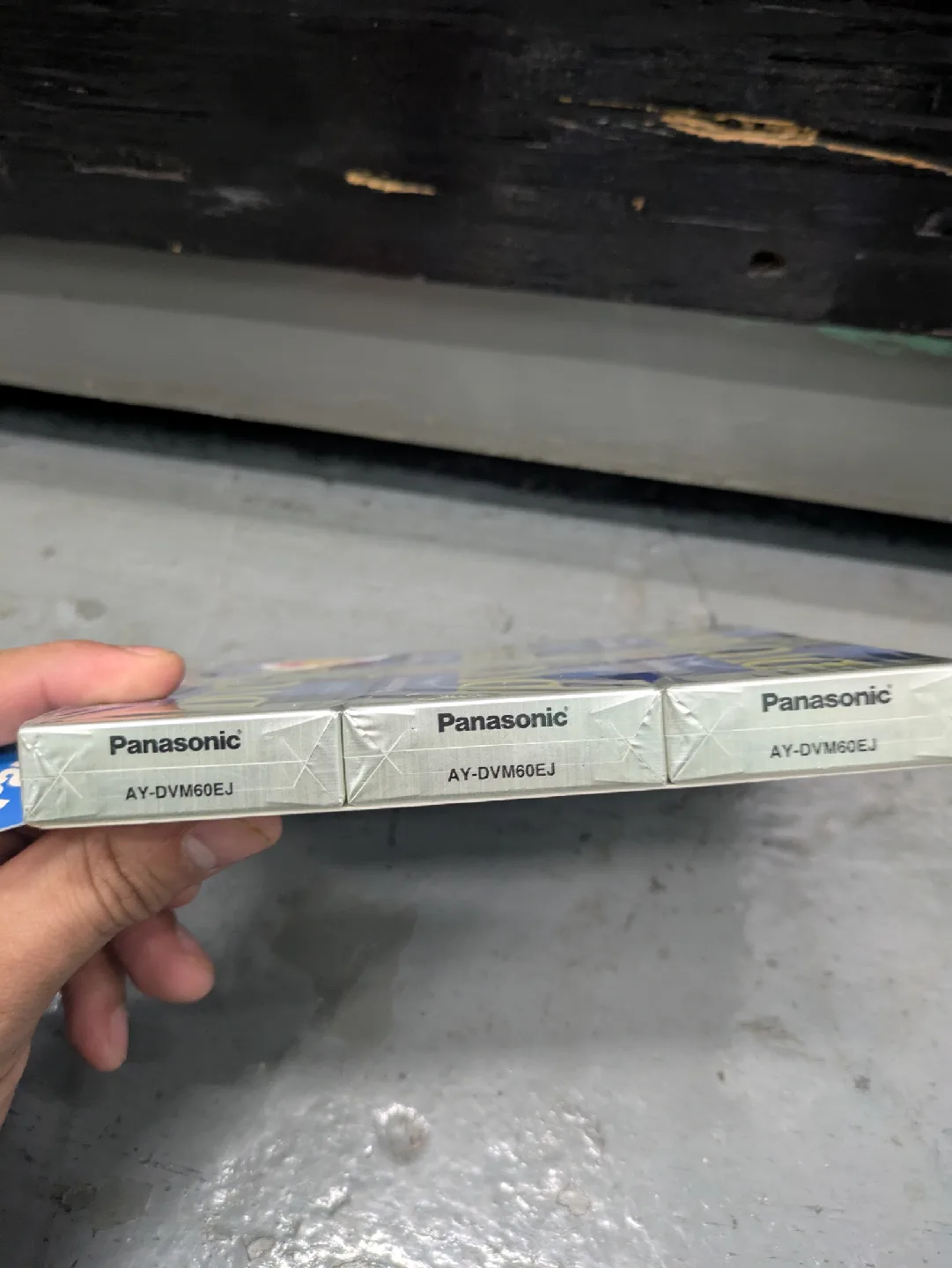 Panasonic DVC 60 Min Digital Video Cassettes 5+1 Bonus Pack image indicator(3)