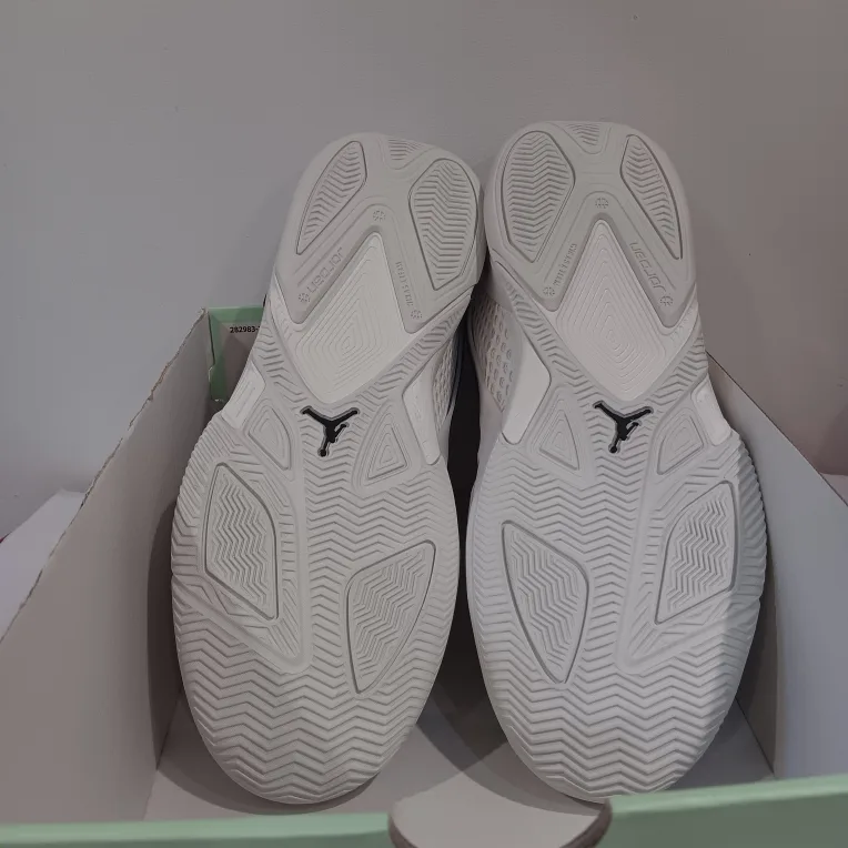 Jordan Stay Loyal 3 White Sneakers - Size 10 image indicator(8)