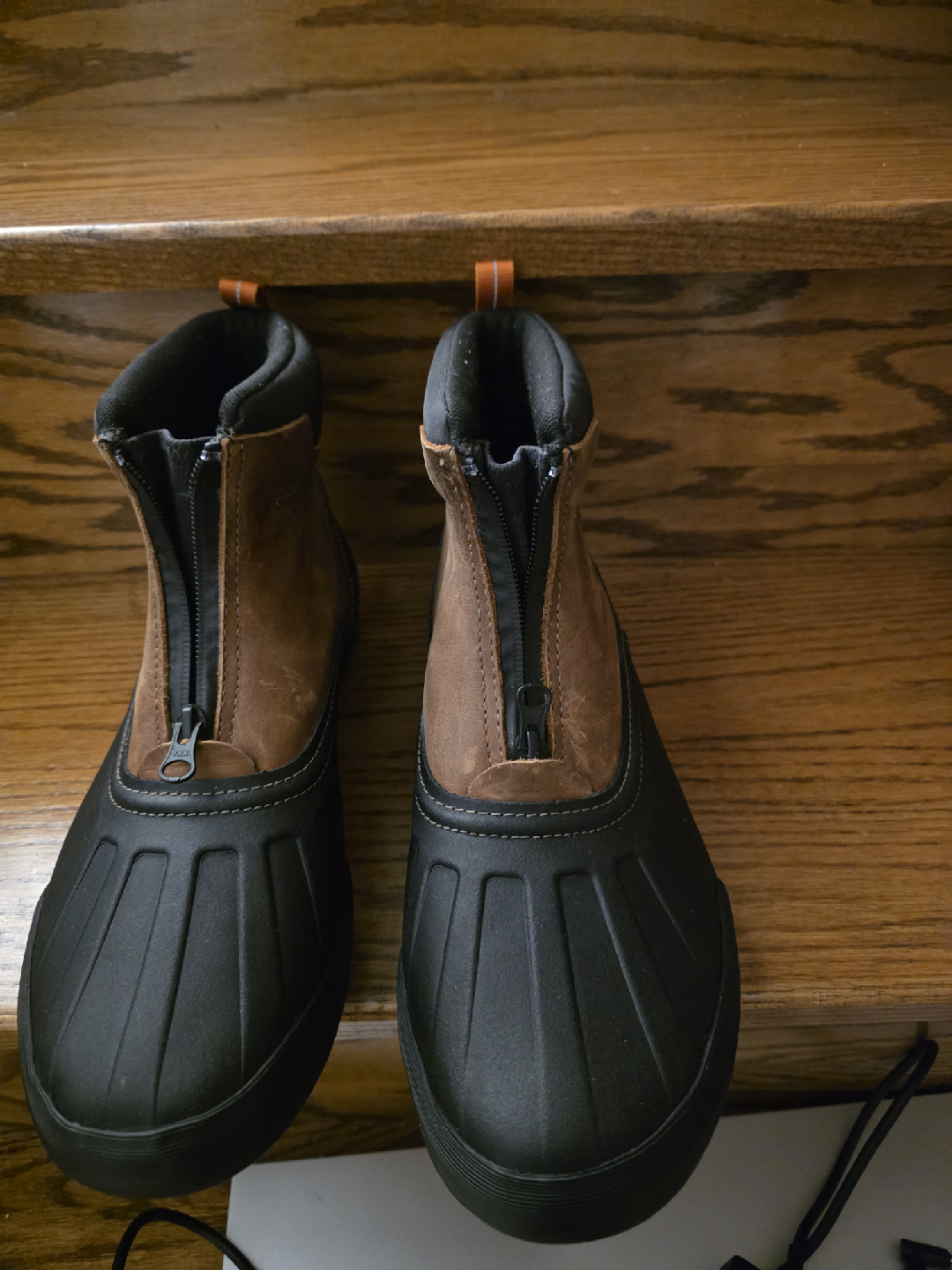 Winder Boots - Size 10 Clarks