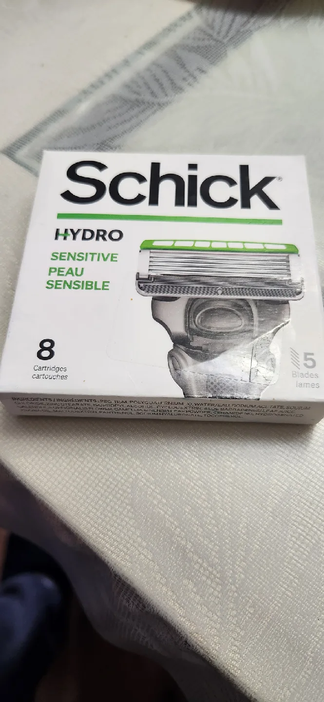 Schick Hydro Sensitive 8 Cartridges - New image indicator(2)