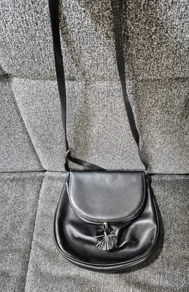 Bottega Veneta vintage crossbody vintage bag image indicator(2)