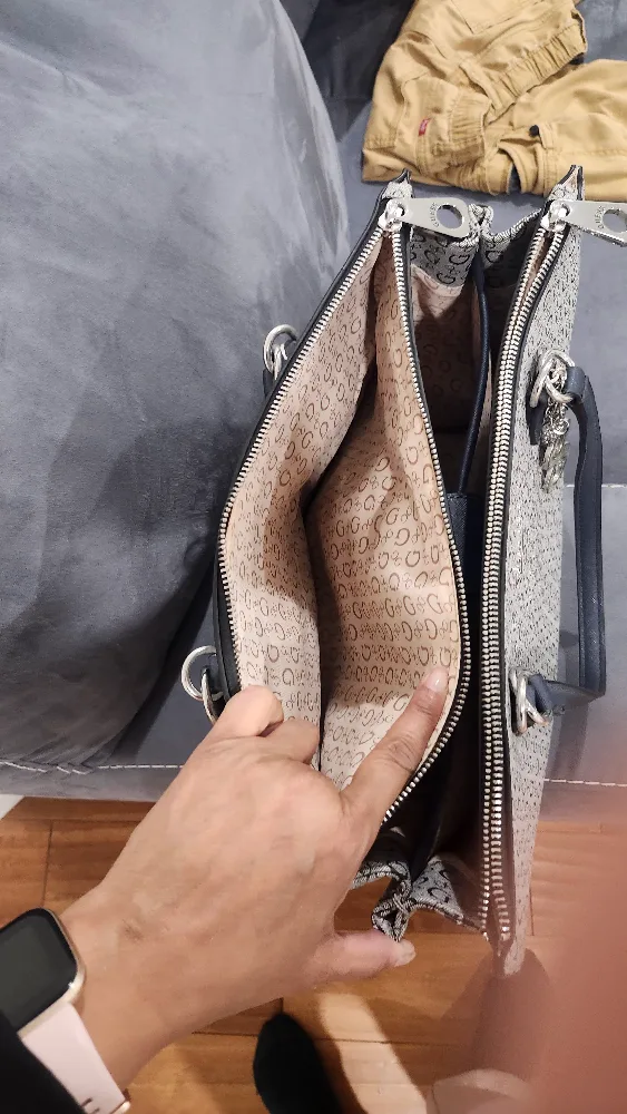 Guess Tote Bag with Logo Print Large image indicator(7)