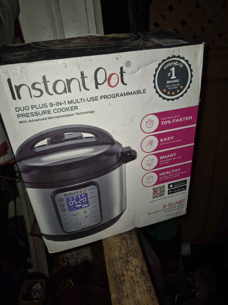 Instant Pot Duo Plus 9-in-1 Multi-Use Pressure Cooker