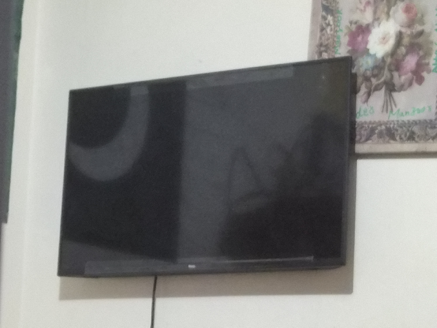 Roku TV 40 inches Brend new Come with remote control