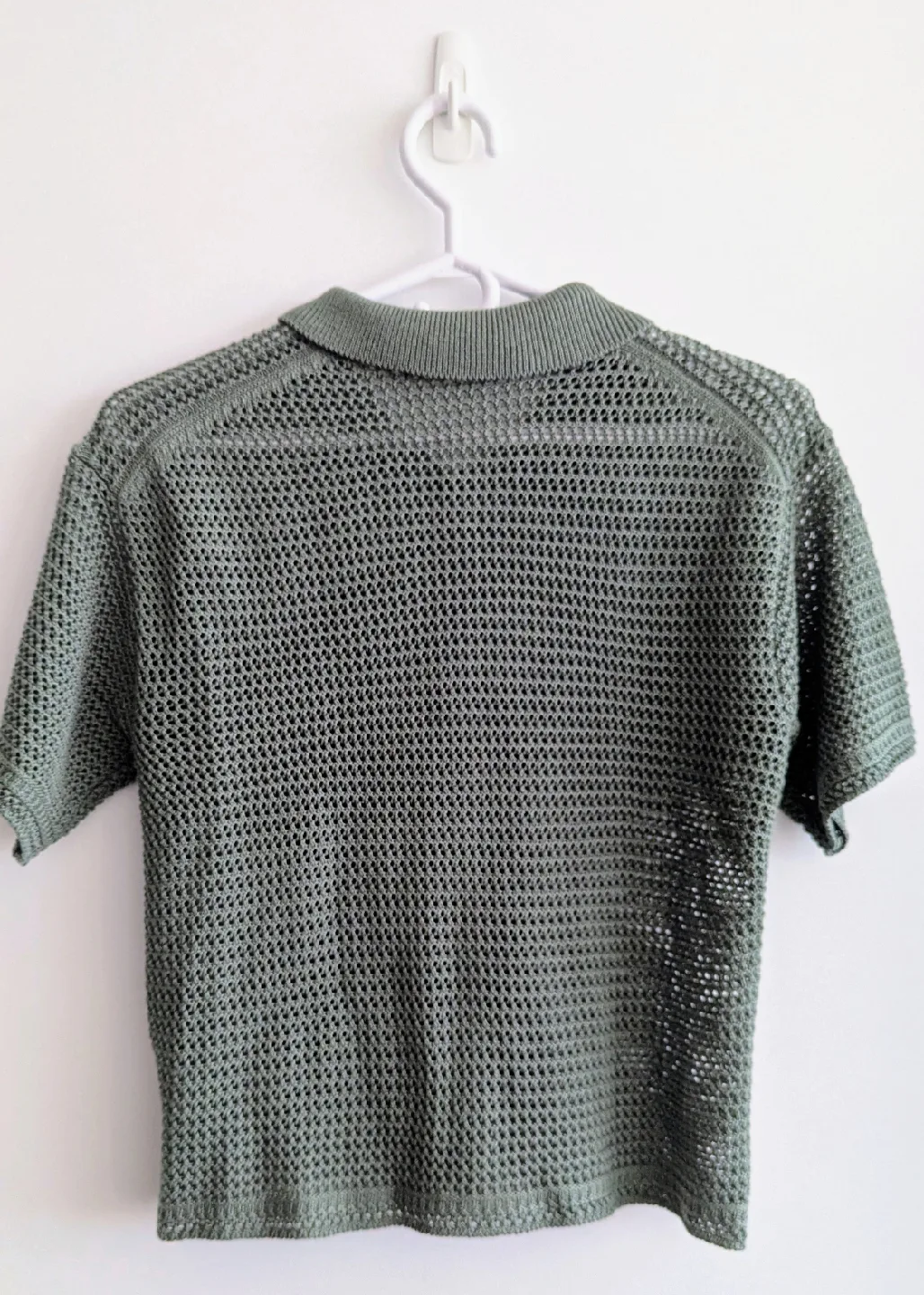 GU Olive Green Knit Polo Shirt🥕 image indicator(2)