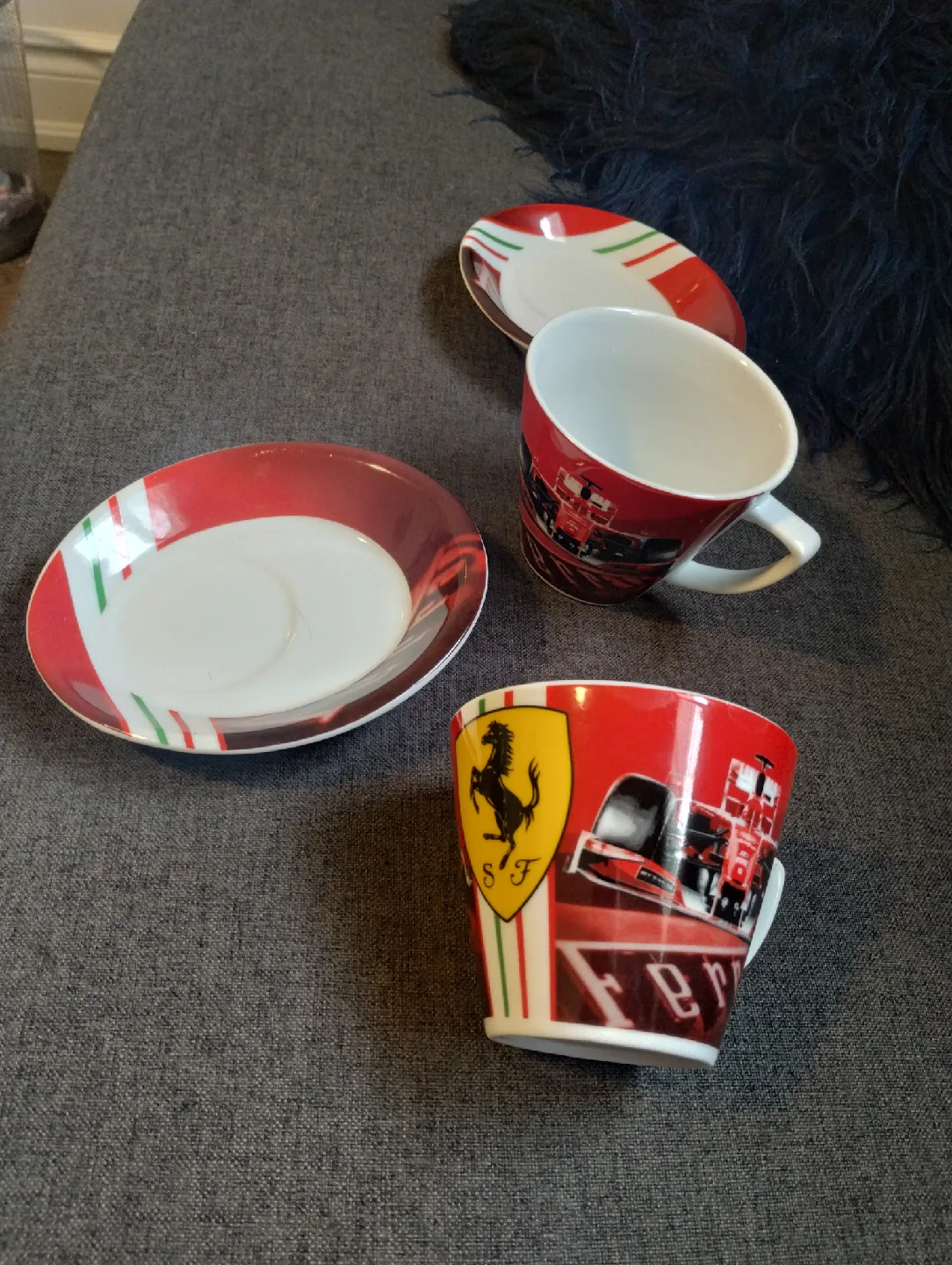 Ferrari Mug and Saucer Set image indicator(4)
