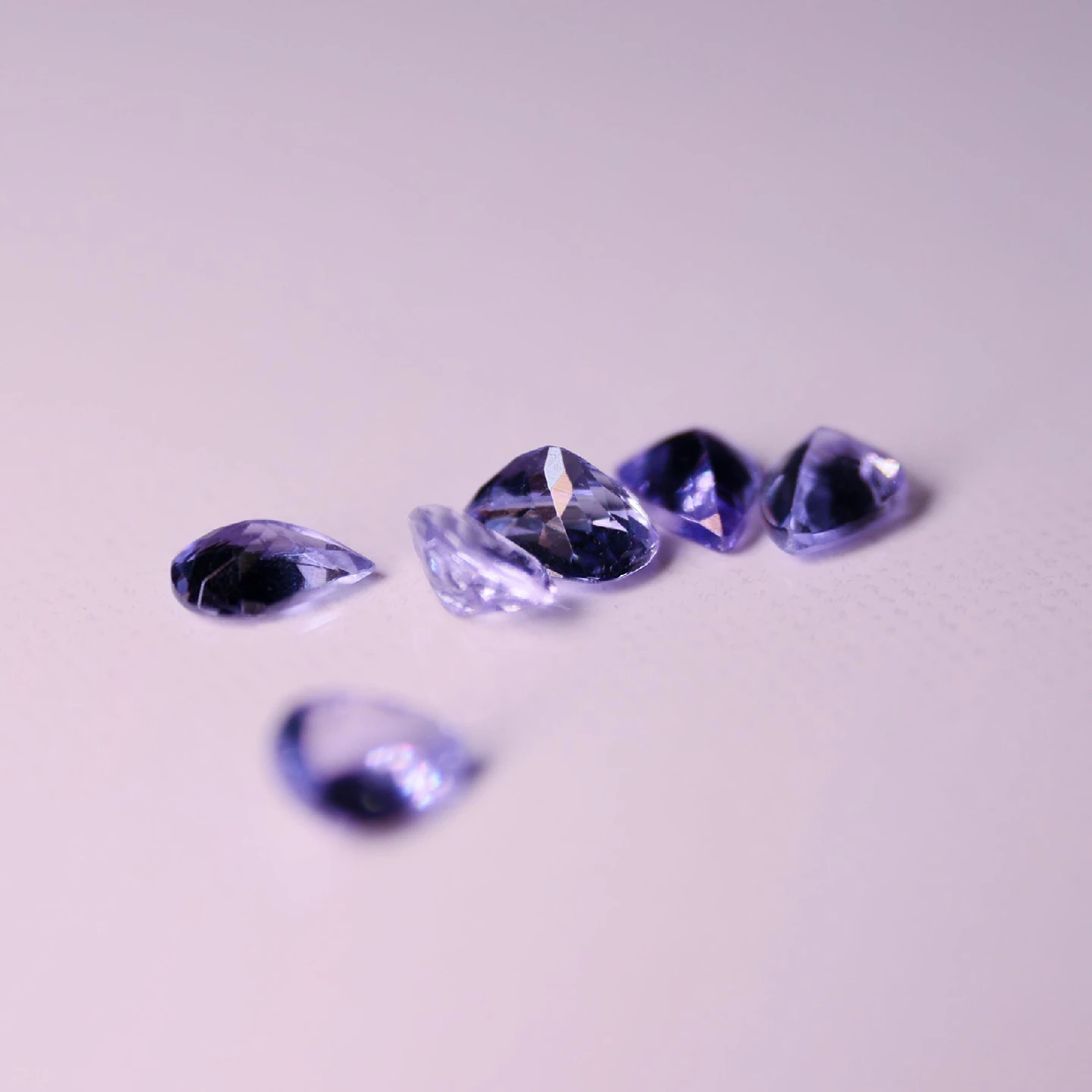 3.19 ct Natural Tanzanite - 6 Gemstones w/ Appraisal ($2,550.00) - photo 5