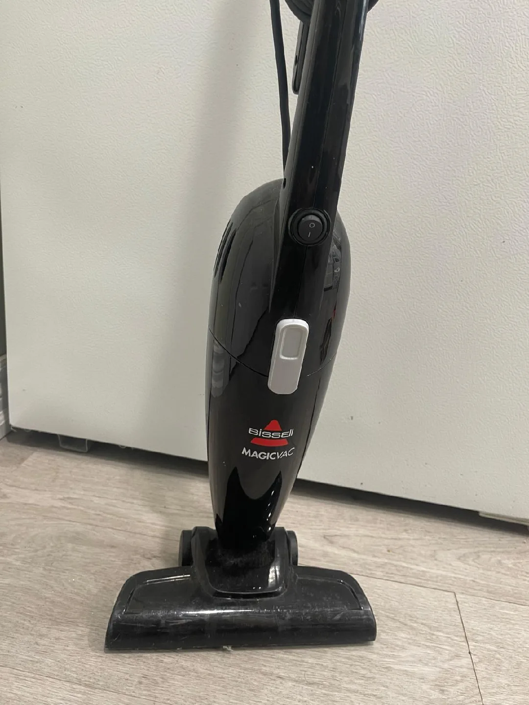 Bissell Magic Vac Stick Vacuum - Black image indicator(3)