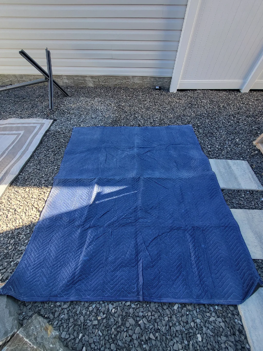 Moving Blanket - Blue image indicator(2)