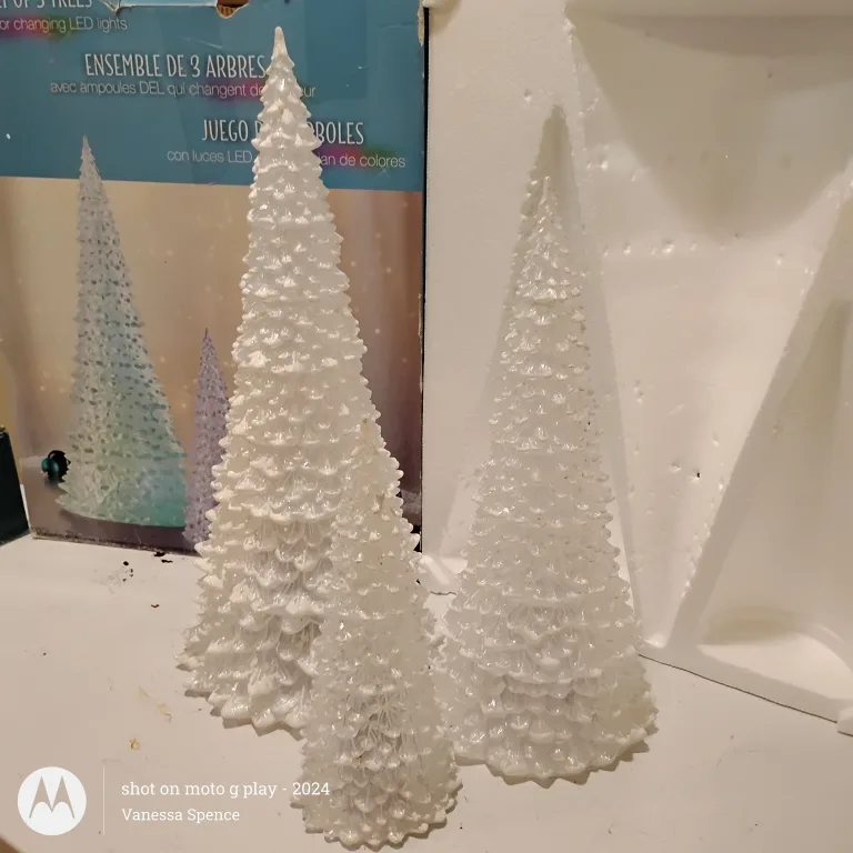 Ensemble of 3 LED Christmas Trees 🧡 thumbnail