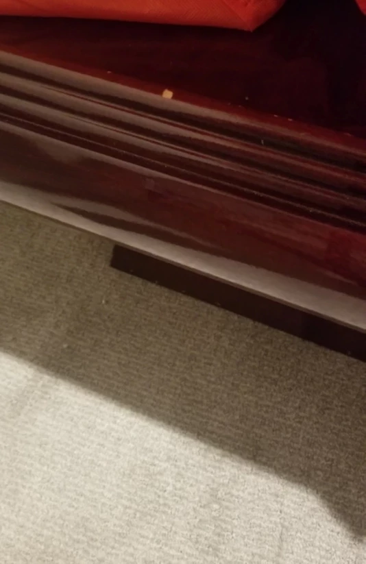 low wooden coffee table - photo 4