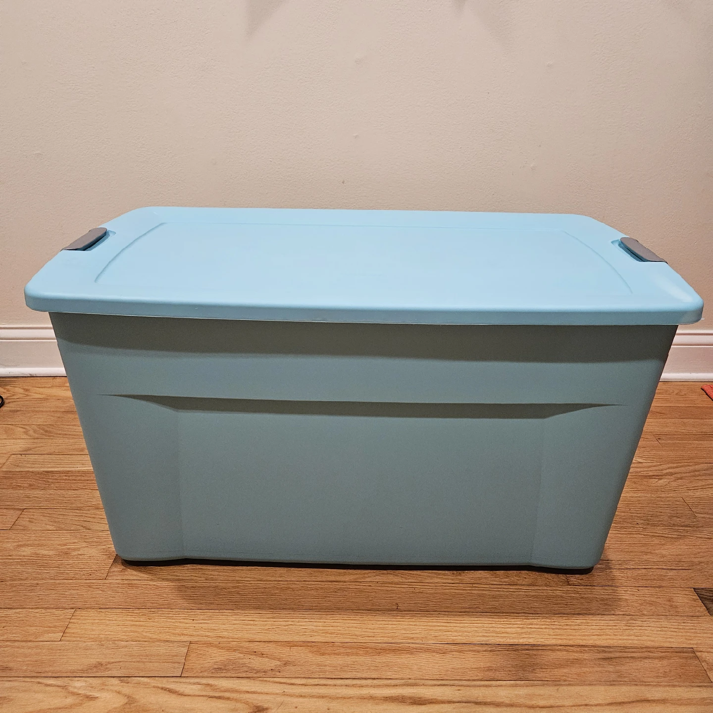 Sterilite 45 Gallon, 2 Wheel Storage Tote