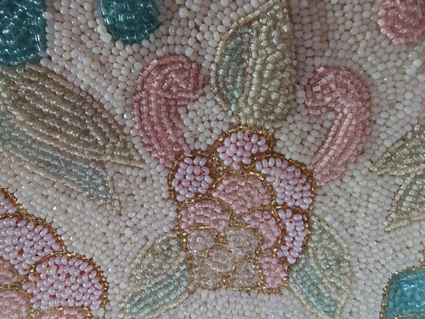 Vintage Delill Seed Beaded Clutch - Made in Belgium image indicator(3)