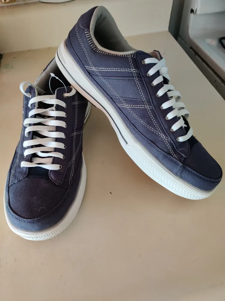 Skechers Relaxed Fit Shoes image indicator(2)