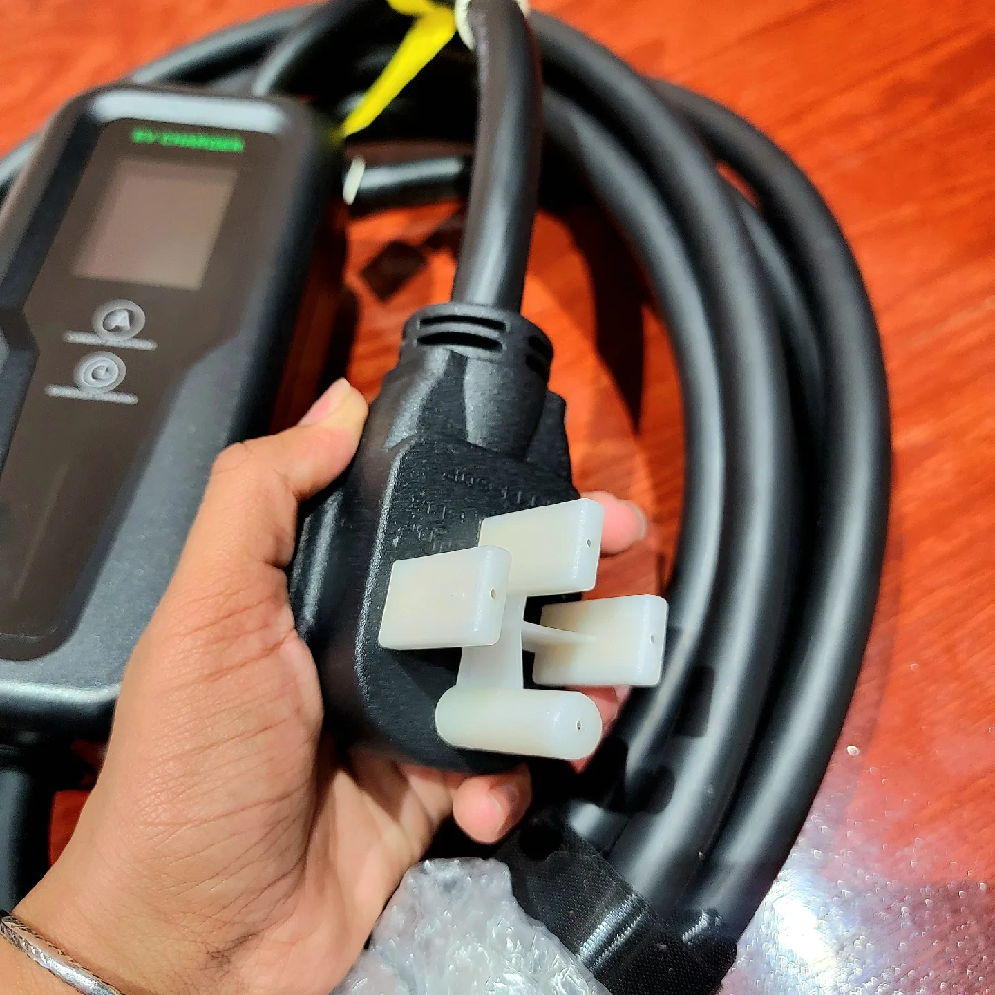 TopWeb Portable Level 1 & 2 EV Charger image indicator(7)