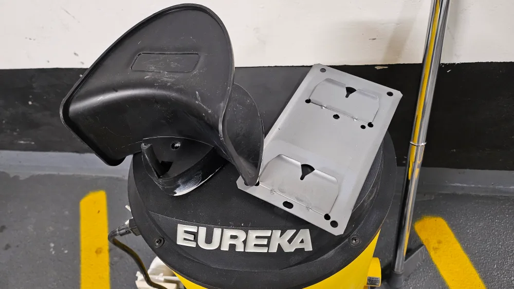 Eureka Premier 550 AW Central Vacuum image indicator(2)