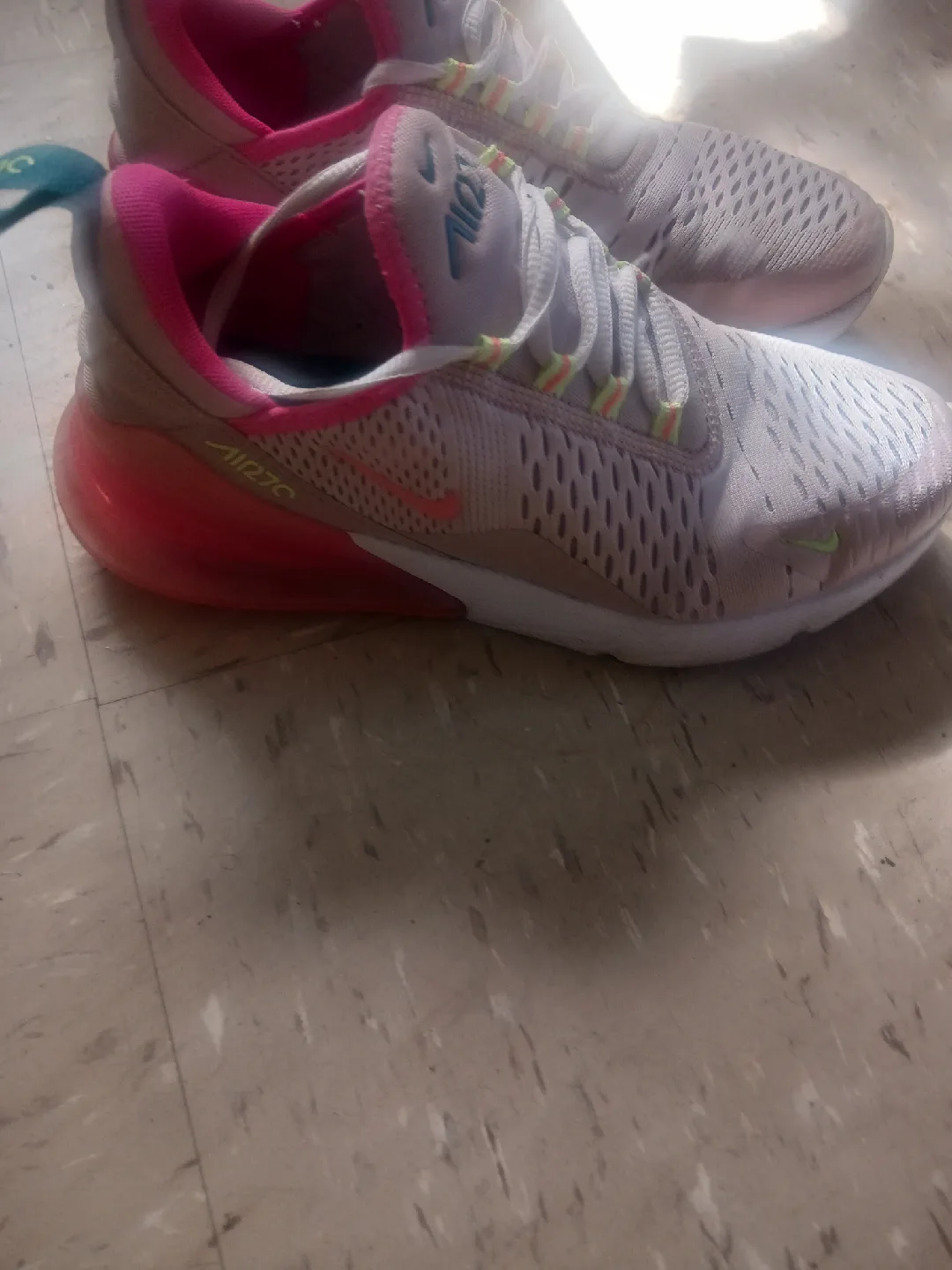 Nike Air Max 270 Sneakers 8 image indicator(2)